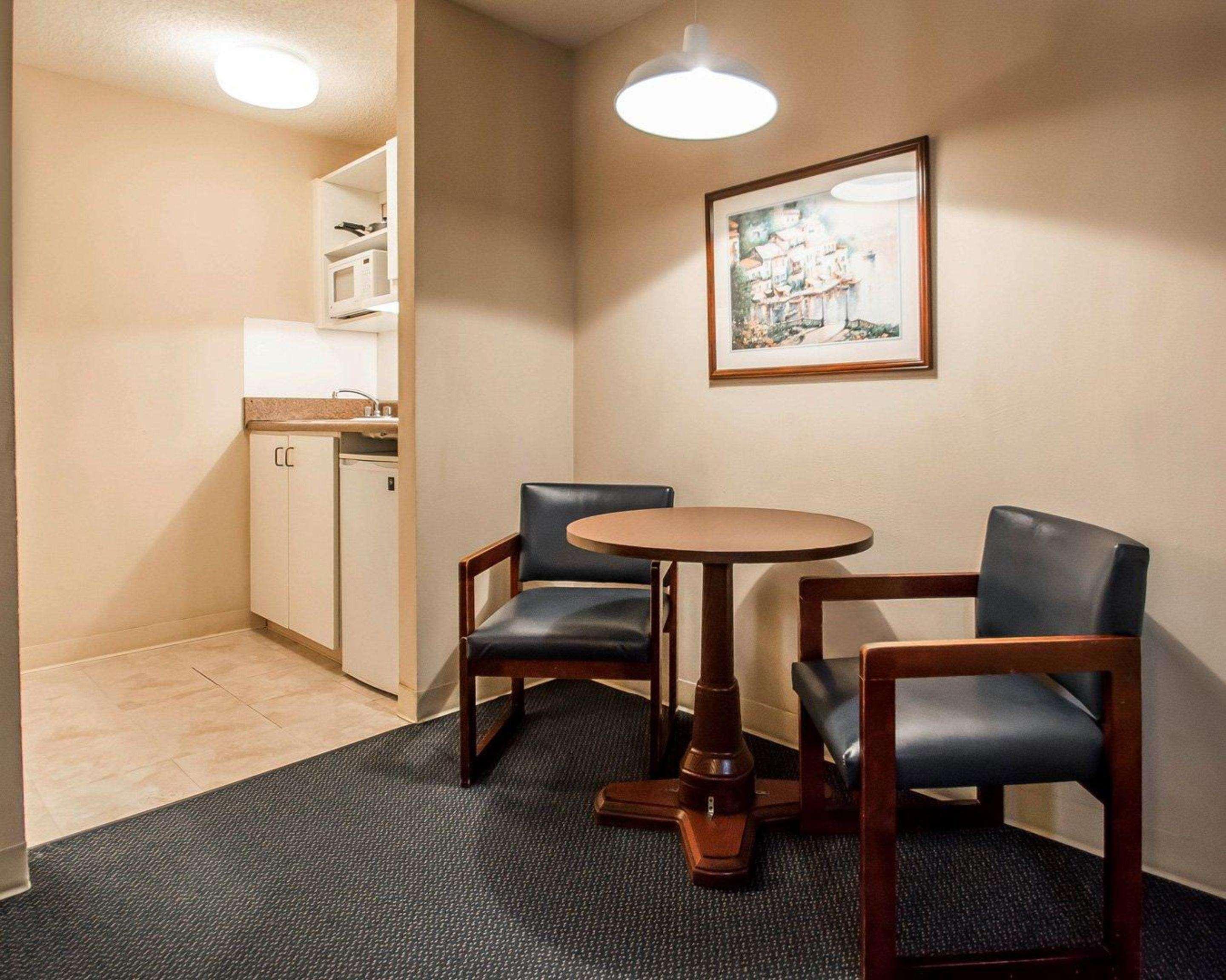 Tampa Bay Extended Stay - Airport Ngoại thất bức ảnh