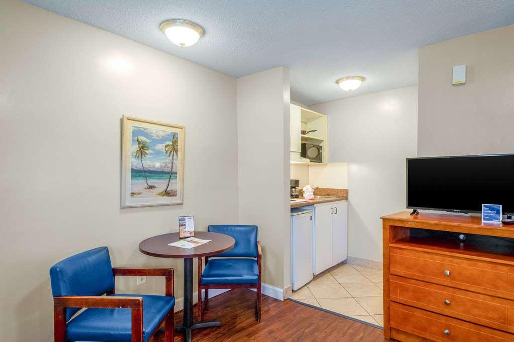 Tampa Bay Extended Stay - Airport Phòng bức ảnh