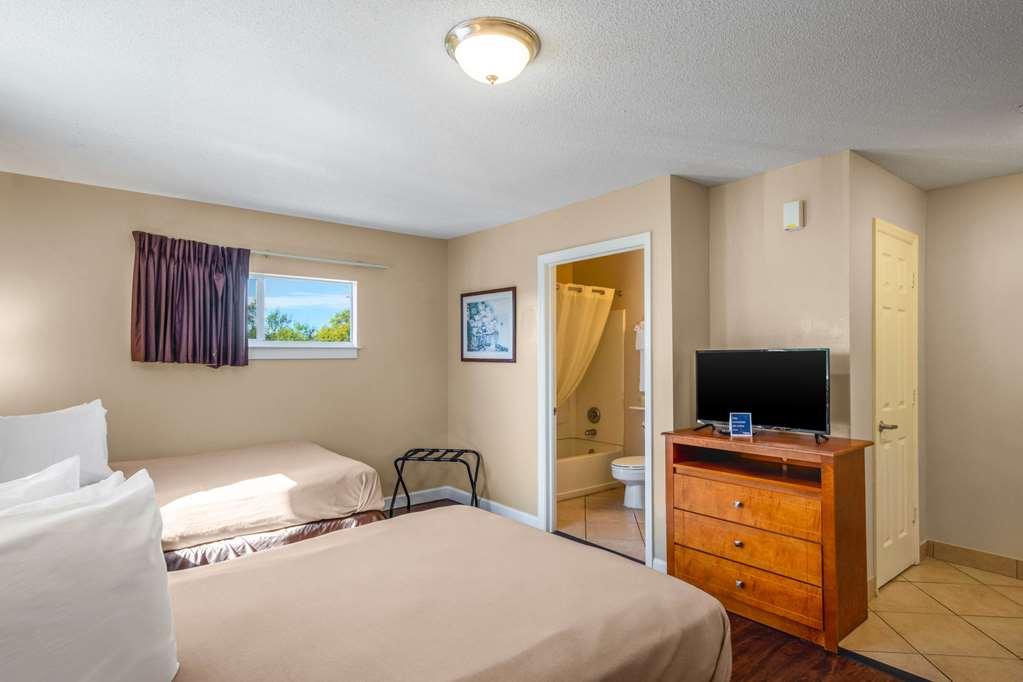 Tampa Bay Extended Stay - Airport Phòng bức ảnh
