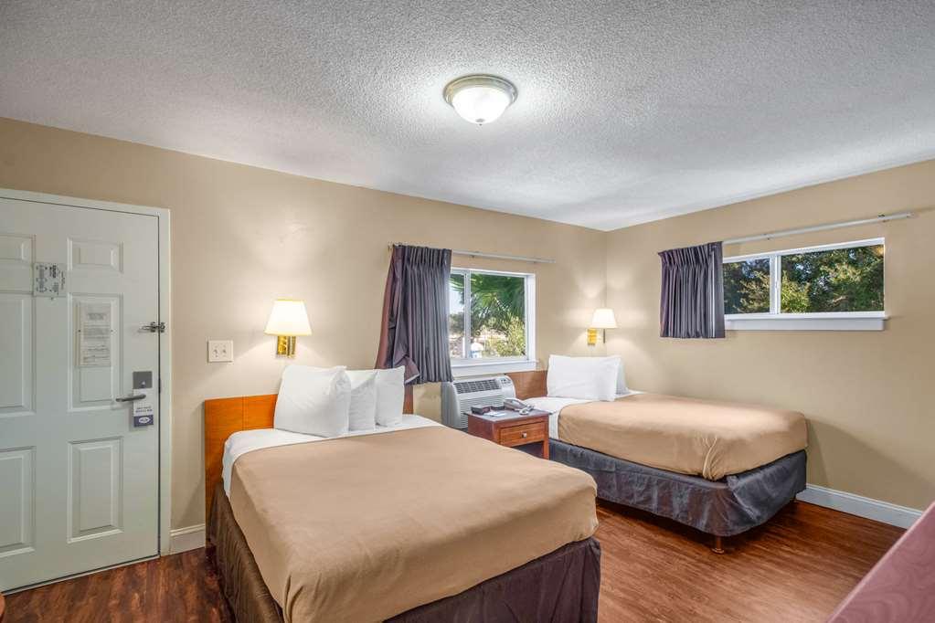Tampa Bay Extended Stay - Airport Phòng bức ảnh