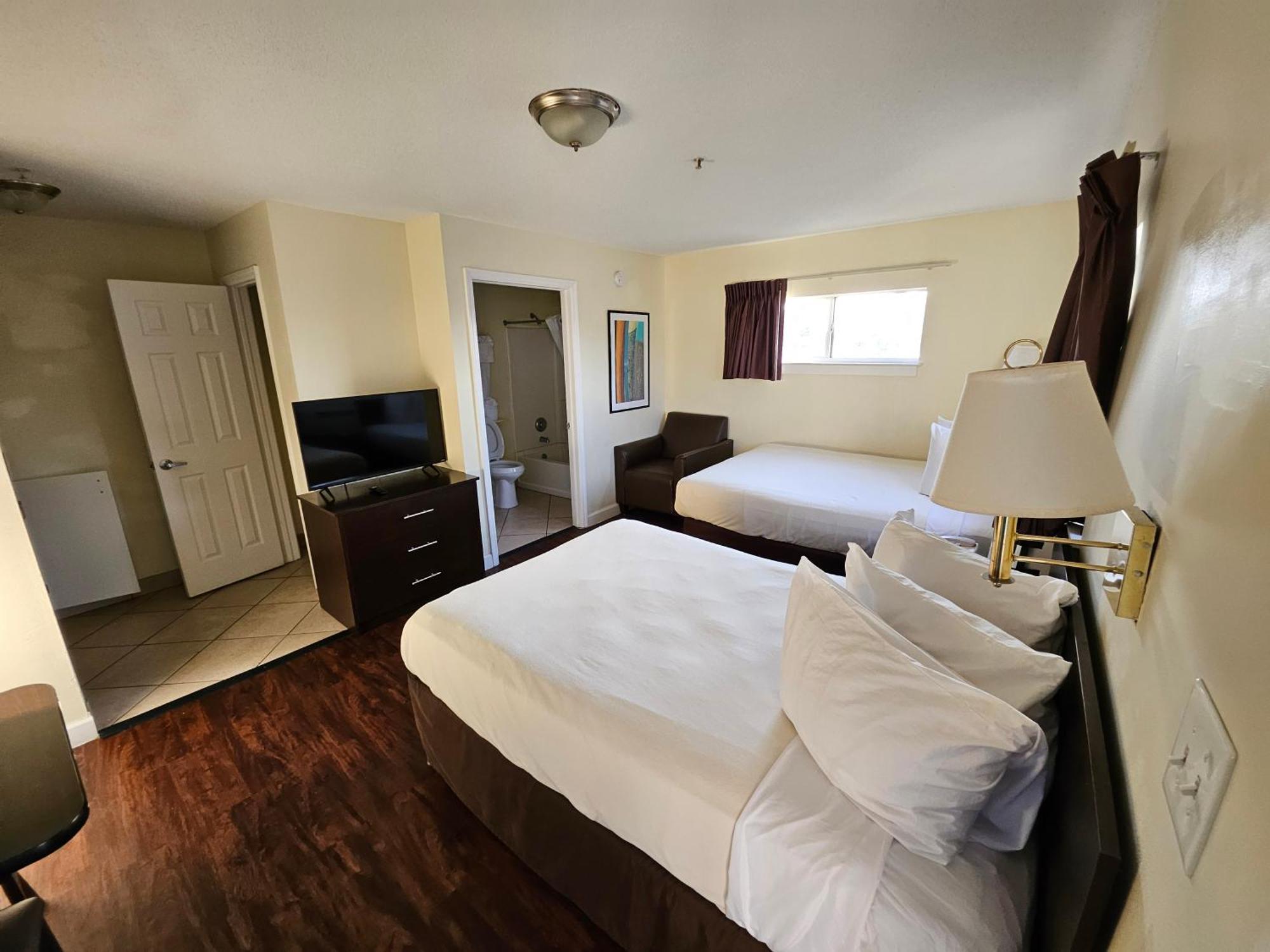 Tampa Bay Extended Stay - Airport Ngoại thất bức ảnh