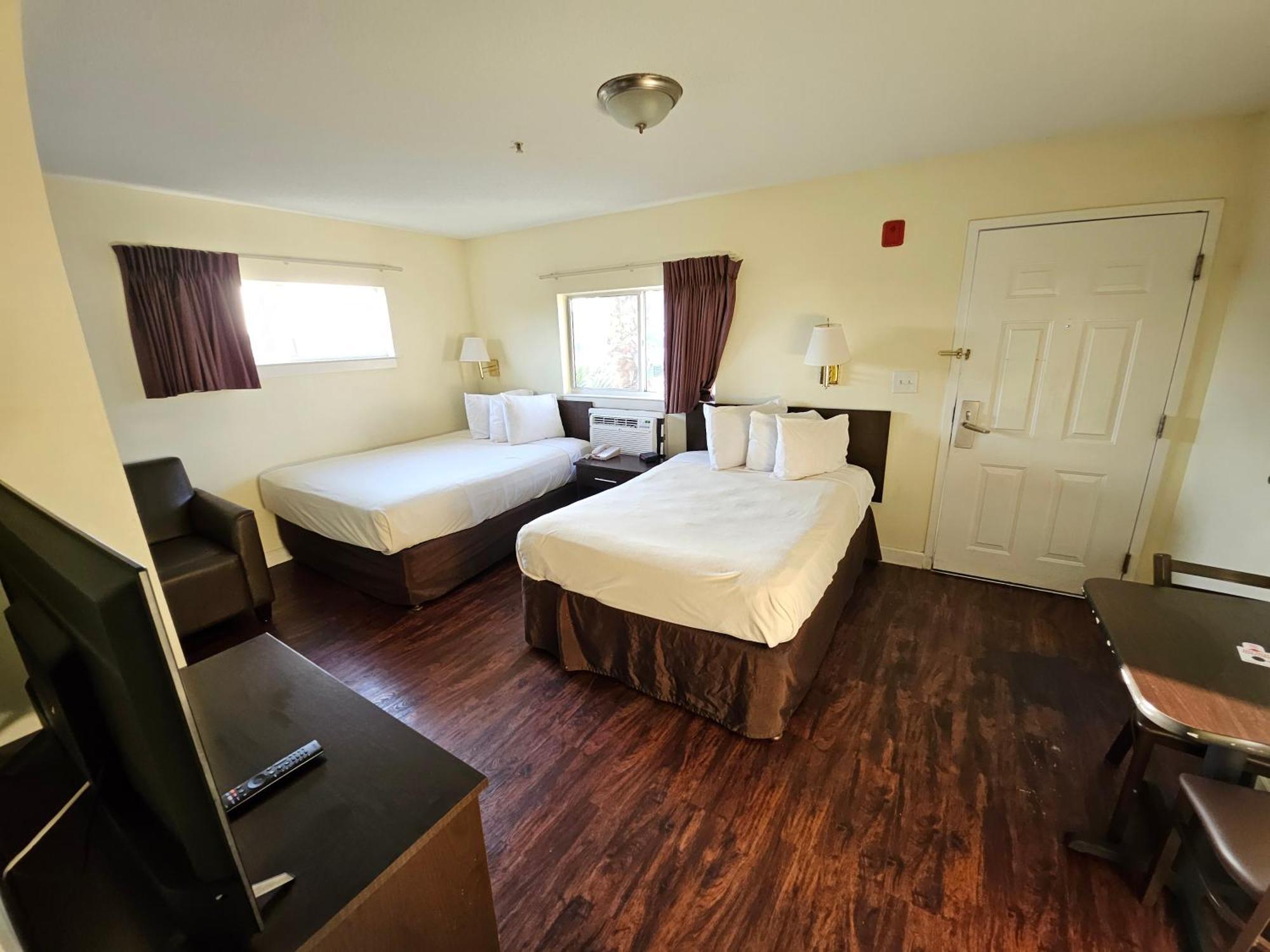 Tampa Bay Extended Stay - Airport Ngoại thất bức ảnh
